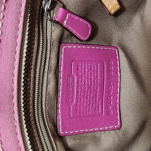 Coach Soho Twill Stripe multicolor fabric small shoulder bag - Picture 15 of 16